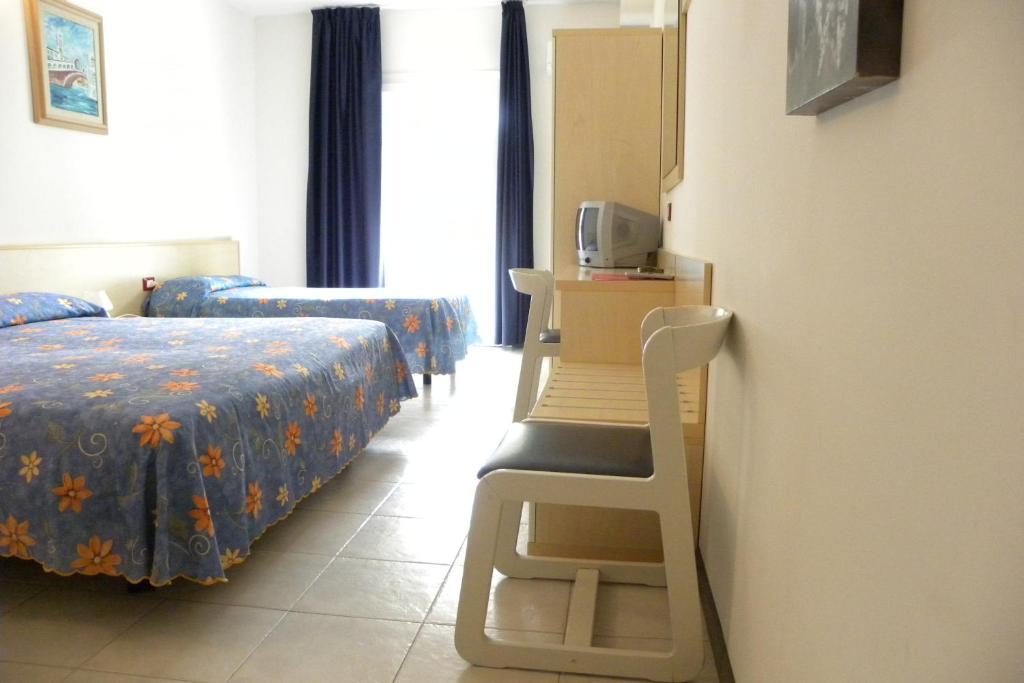 Hotel Santa Cruz Lignano Sabbiadoro Habitación foto